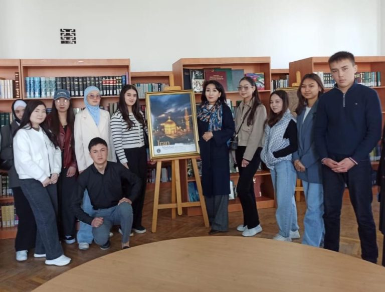 KSU students visit the Firdausi Persian Literature Center