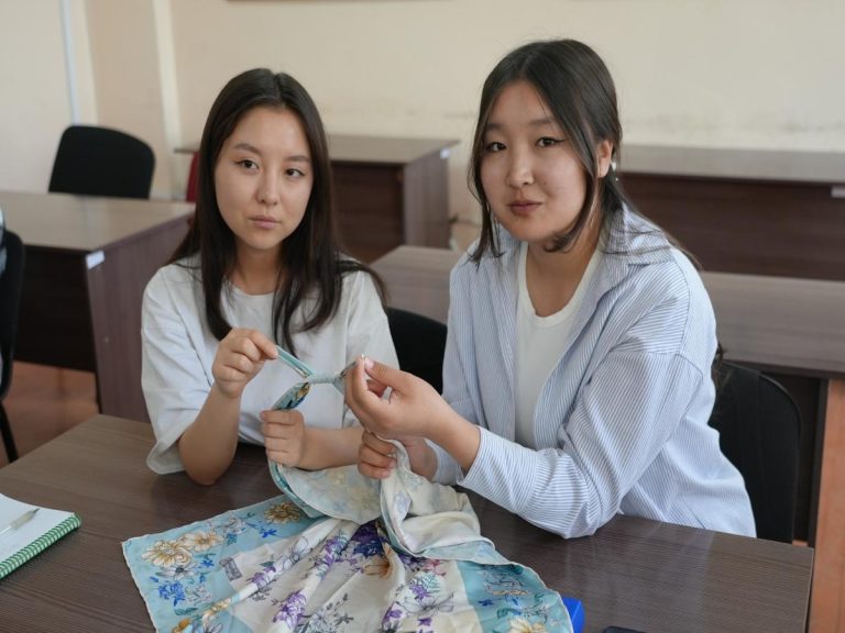 KSU hosts masterclass on furoshiki