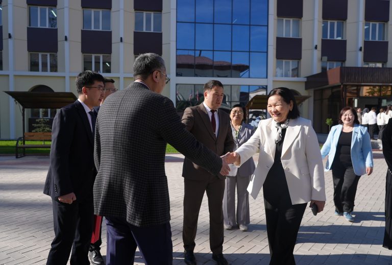 Delegation from China’s professional education sector visits KSU